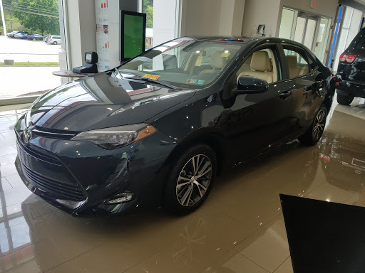 Toyota Dealer «North Hills Toyota», reviews and photos, 7401 McKnight Rd, Pittsburgh, PA 15237, USA