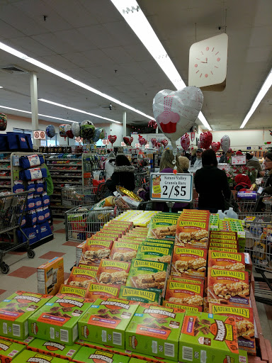 Grocery Store «Market Basket», reviews and photos, 34 Plaistow Rd, Plaistow, NH 03865, USA