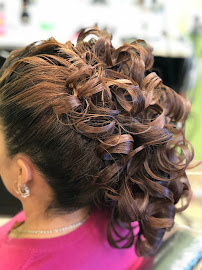 Raihan Beauty Salon & Threading - Photo 3 - Car repair in Denver, CO, Denver