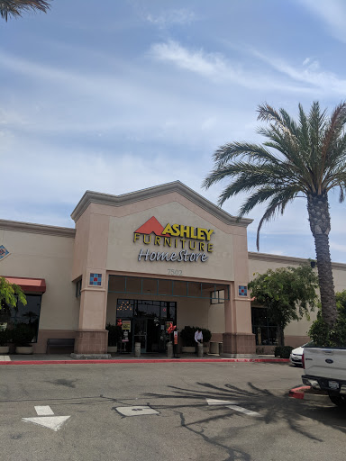 Furniture Store «Ashley HomeStore», reviews and photos, 7502 N Blackstone Ave, Fresno, CA 93720, USA