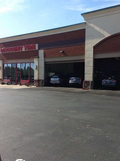 Tire Shop «Discount Tire Store - Buford, GA», reviews and photos, 3567 Buford Dr NE, Buford, GA 30519, USA