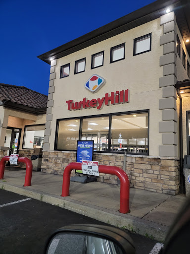 Turkey Hill Minit Market, 2432 Morgantown Rd, Reading, PA 19607, USA, 