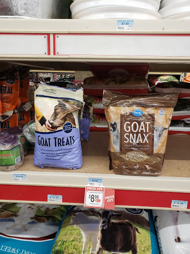 Home Improvement Store «Tractor Supply Co.», reviews and photos, 860 Jack Tone Rd, Ripon, CA 95366, USA