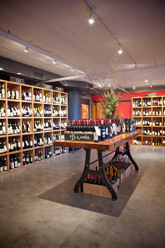 Wine Store «Waterfront Wines & Spirits», reviews and photos, 360 Furman St, Brooklyn, NY 11201, USA