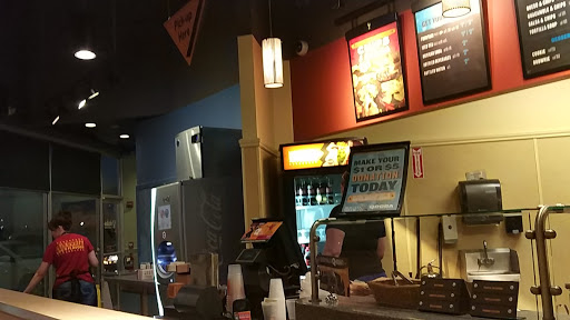 Mexican Restaurant «QDOBA Mexican Eats», reviews and photos, 2421 Cranberry Hwy #304, Wareham, MA 02571, USA