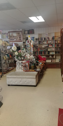 Thrift Store «St. Paws Thrift Store», reviews and photos, 304 12th St, West Columbia, SC 29169, USA