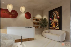 Luxe Spa Wellness image