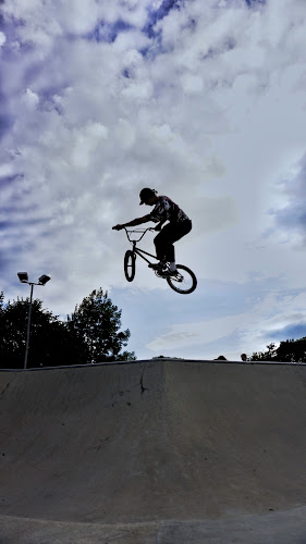 Comments and reviews of Churchdown Skatepark