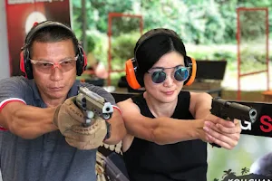 Koh Chang Shooting Range สนามยิงปืนเกาะช้าง image