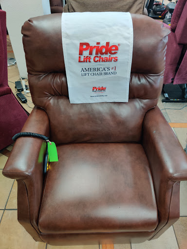 Pharmacy «Ray Fisher Pharmacy», reviews and photos, 6629 N Blackstone Ave, Fresno, CA 93710, USA