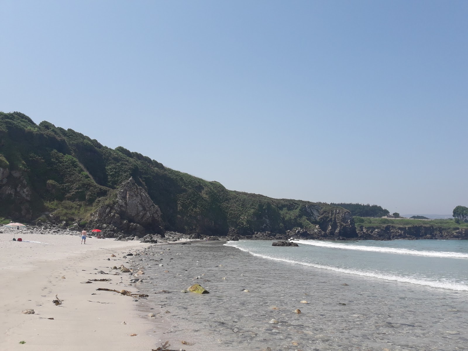 Foto van Praia de Beo en de nederzetting