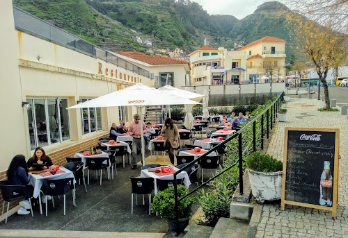 Vila Baleia em Porto Moniz