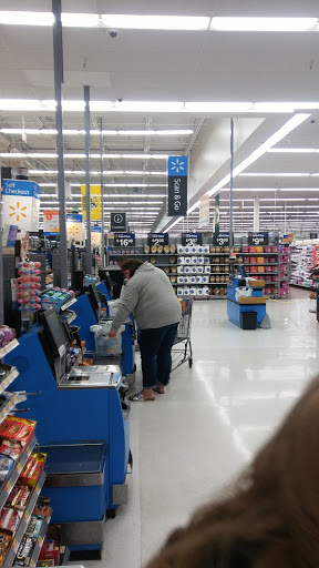 Department Store «Walmart Supercenter», reviews and photos, 2440 W Mason St, Green Bay, WI 54303, USA