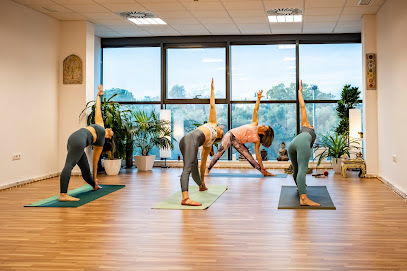 Vive Yoga - Calle Industria, 5. Edificio Metropol 3, planta 2, módulo 16, 41927 Mairena del Aljarafe, Sevilla, Spain