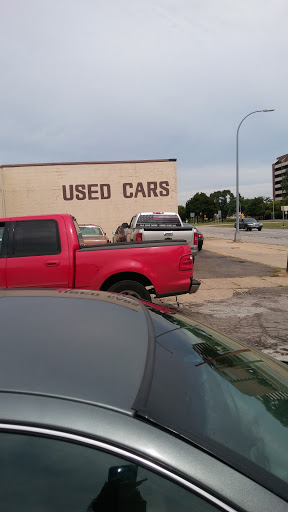 Auto Repair Shop «R & R Auto Clinic», reviews and photos, 1306 Fort St, Lincoln Park, MI 48146, USA