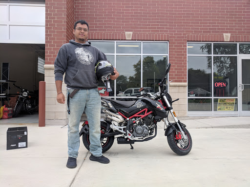 Motorcycle Shop «Top Gear Powersports», reviews and photos, 487 N Roselle Rd, Roselle, IL 60172, USA