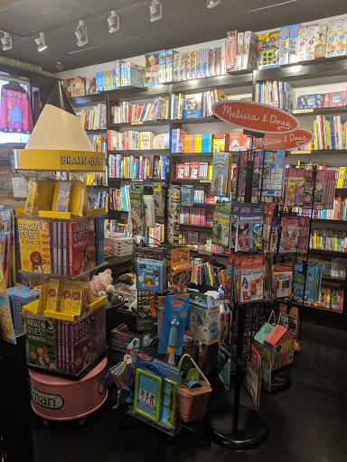 Book Store «Books & Books», reviews and photos, 927 Lincoln Ln N, Miami Beach, FL 33139, USA