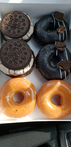 Bakery «Krispy Kreme Doughnuts», reviews and photos, 3690 W Dublin Granville Rd, Columbus, OH 43235, USA