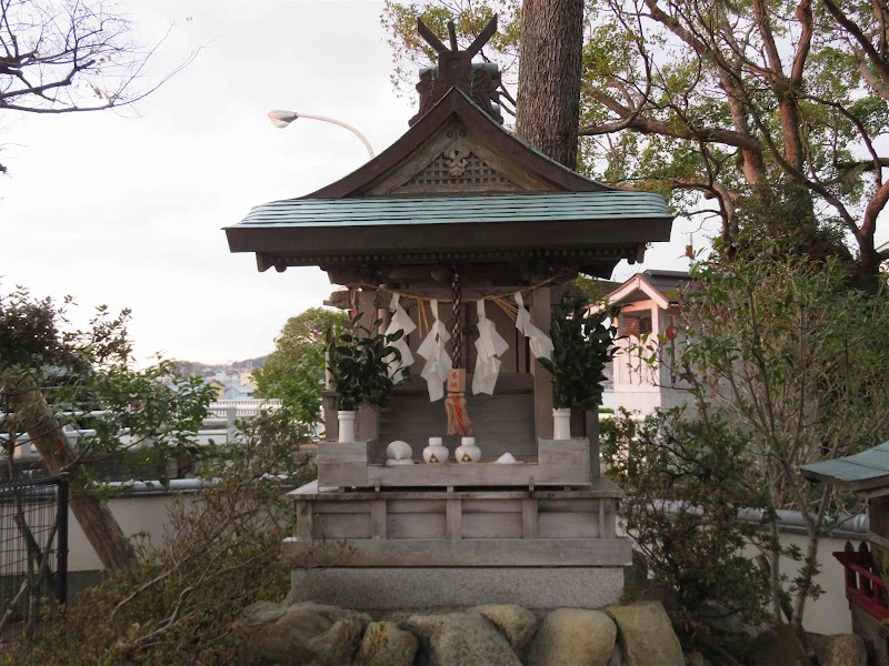 錦水神社