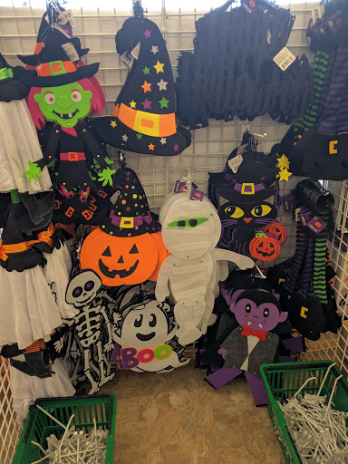 Dollar Store «Dollar Tree», reviews and photos, 1360 Park Manor Blvd, Pittsburgh, PA 15205, USA