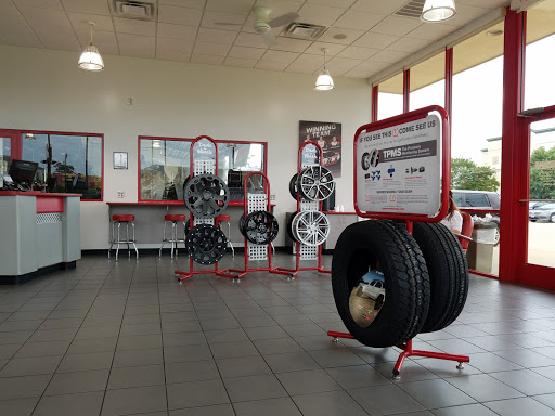 Tire Shop «Discount Tire Store», reviews and photos, 413 E Loop 281, Longview, TX 75605, USA