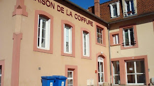 Photo n°1 de UNEC 87 MAISON DE LA COIFFURE à Limoges ()