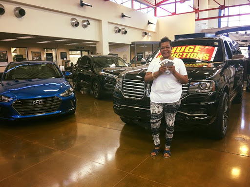 Car Dealer «Randy Wise Lincoln Of Flint», reviews and photos, 4350 Lennon Rd, Flint, MI 48507, USA