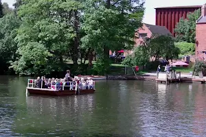 The Stratford Chain Ferry image