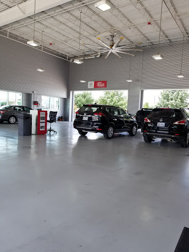 Used Car Dealer «Gunn Nissan», reviews and photos, 750 NE Interstate 410 Loop, San Antonio, TX 78209, USA