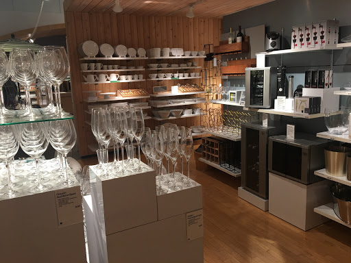 Furniture Store «Crate and Barrel», reviews and photos, 11800 W Broad St, Richmond, VA 23233, USA