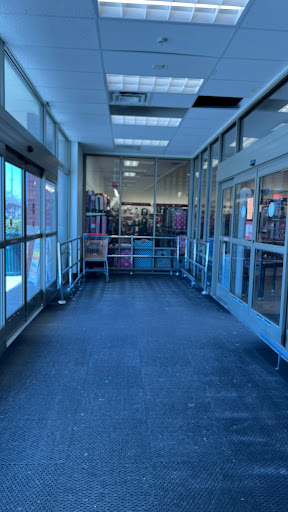 Department Store «T.J. Maxx & HomeGoods», reviews and photos, 103 S Mt Juliet Rd #610, Mt Juliet, TN 37122, USA