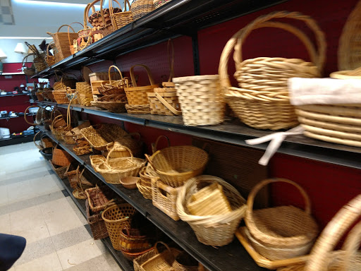 Thrift Store «The Salvation Army Family Store & Donation Center», reviews and photos