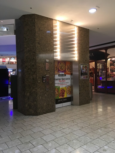 Shopping Mall «Stamford Town Center», reviews and photos, 100 Greyrock Pl, Stamford, CT 06901, USA