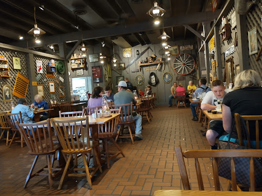 American Restaurant «Cracker Barrel Old Country Store», reviews and photos, 80 Alamo Dr, London, KY 40741, USA