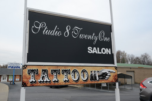 Tattoo Shop «Elite Tattoo Lounge», reviews and photos, 530 E Center St, Madisonville, KY 42431, USA