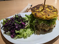 Plats et boissons du Restaurant Cuit lu Cru à Colmar - n°2