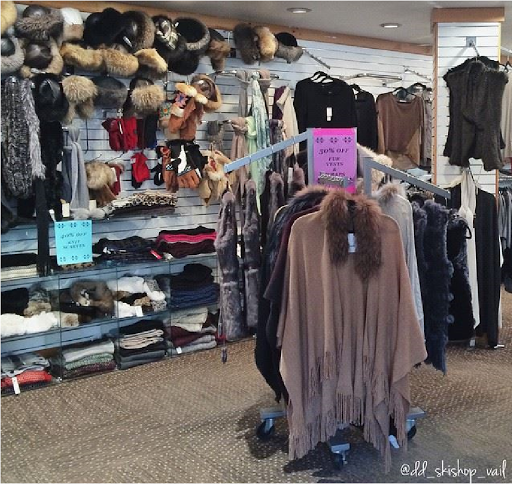 Snowboard Rental Service «Double Diamond Ski Shop», reviews and photos, 520 E Lionshead Cir, Vail, CO 81657, USA