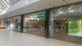 Specsavers Opticians and Audiologists - Woking