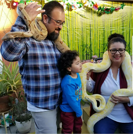 Reptile Store «Paramount Pet Entertainment - Reptile Parties & more!», reviews and photos, 8055 Rosecrans Ave #107, Paramount, CA 90723, USA