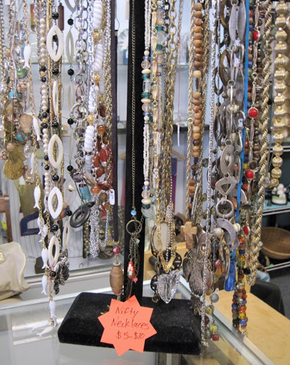 Thrift Store «Second Time Around Thrift & Gift Shop», reviews and photos, 4123 Oakton St, Skokie, IL 60076, USA