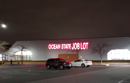 Discount Store «Ocean State Job Lot», reviews and photos, 30 Commercial St, Medford, MA 02155, USA