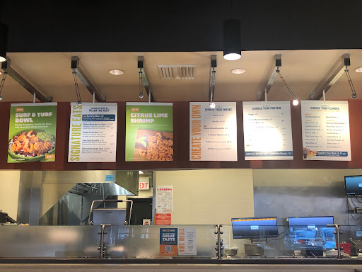 Mexican Restaurant «QDOBA Mexican Eats», reviews and photos, 957 W Diversey Pkwy, Chicago, IL 60614, USA