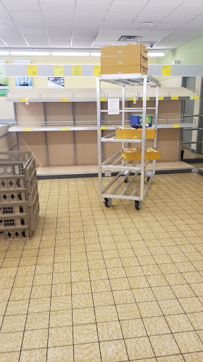 Supermarket «ALDI», reviews and photos, 865 Harlem Rd, West Seneca, NY 14224, USA