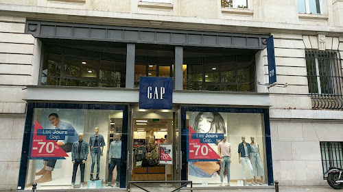 Magasin de vêtements Gap Paris