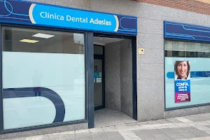 Adeslas Dental Clinic Mostoles image