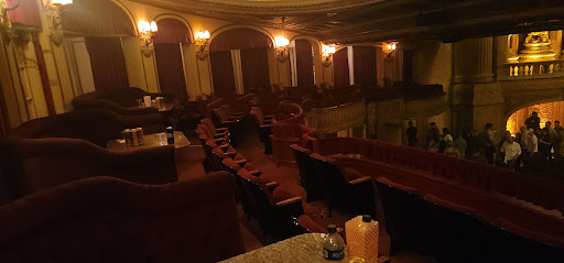 Performing Arts Theater «The Chicago Theatre», reviews and photos, 175 N State St, Chicago, IL 60601, USA