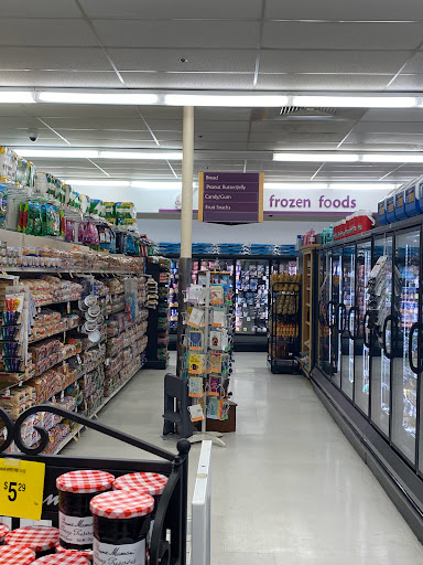 Grocery Store «Stop & Shop», reviews and photos, 225 Upper Main St, Edgartown, MA 02539, USA