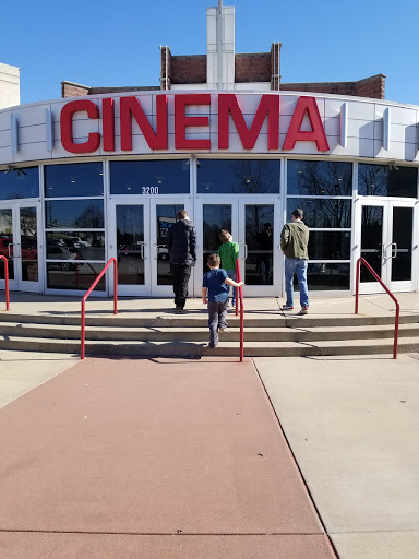 Movie Theater «AMC Springfield 11», reviews and photos, 3200 E Montclair St, Springfield, MO 65804, USA