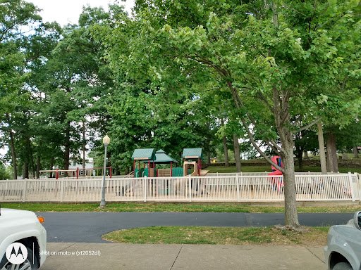 Park «Tuscora Park», reviews and photos, 161 Tuscora Ave NW, New Philadelphia, OH 44663, USA