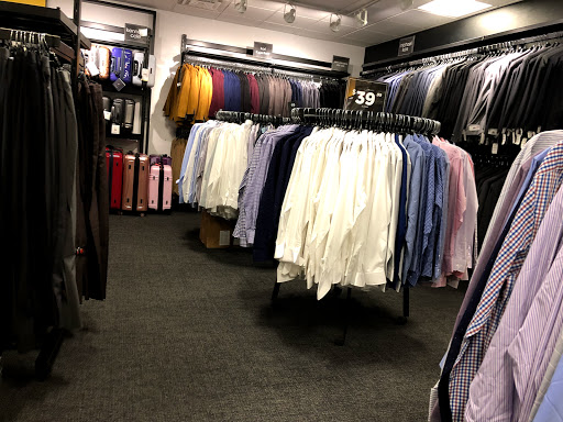 Bloomingdale's Outlet